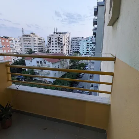 Bjorn Apartment
